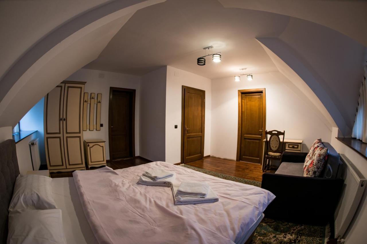 ホテル Casa Strabunicului Partestii de Sus  エクステリア 写真