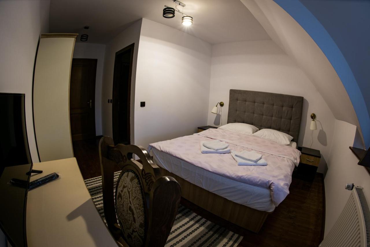 ホテル Casa Strabunicului Partestii de Sus  エクステリア 写真